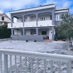 Vigi - Ii Apartment Povljana
